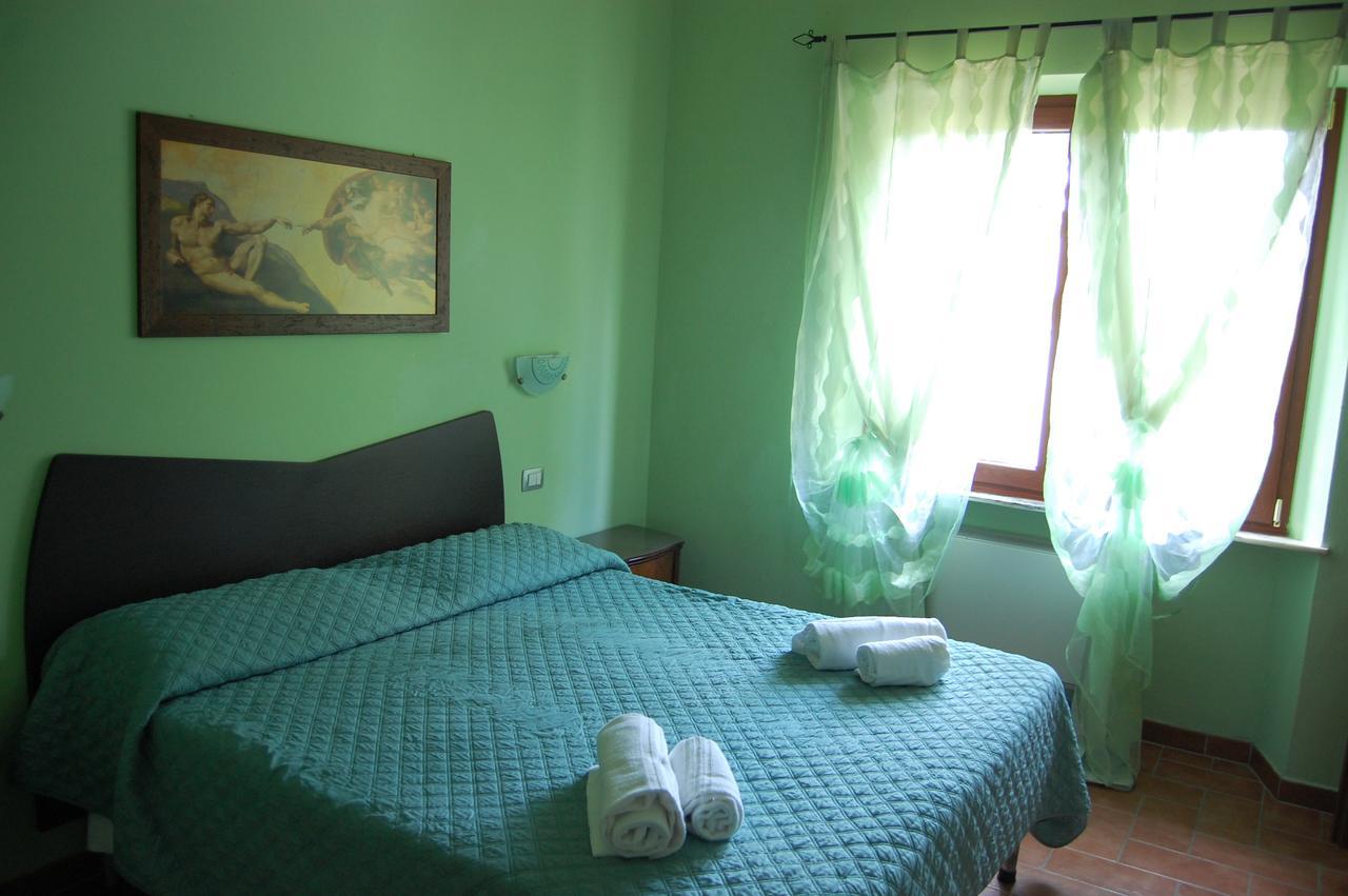 Mariani Bed&Breakfast Castellina in Chianti Bagian luar foto